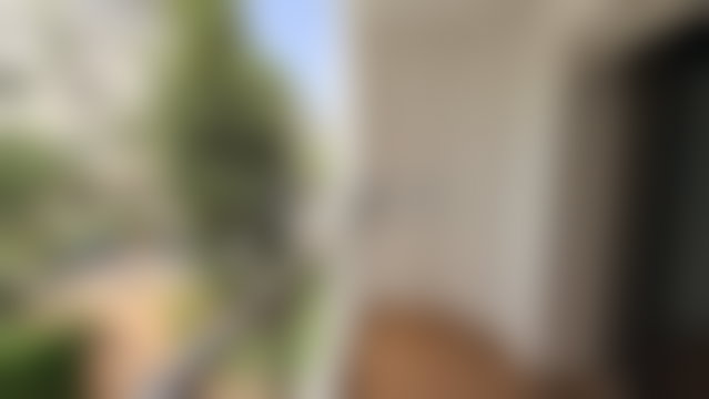 شقة مشرقة مع شرفة للكراء بحي كاليفورنيا الدار البيضاء — 4