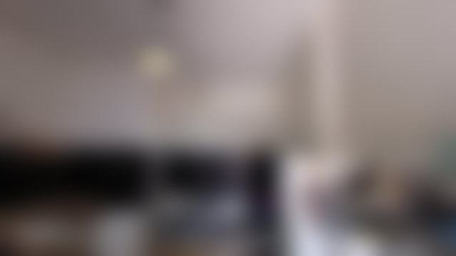 محل تجاري مضيء للكراء بحي الألفة في الدار البيضاء — 2