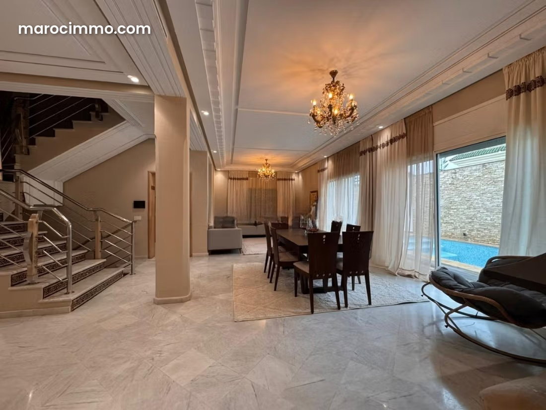 Villa 540 m² avec piscine et hammam, Riyad, Rabat — Rabat