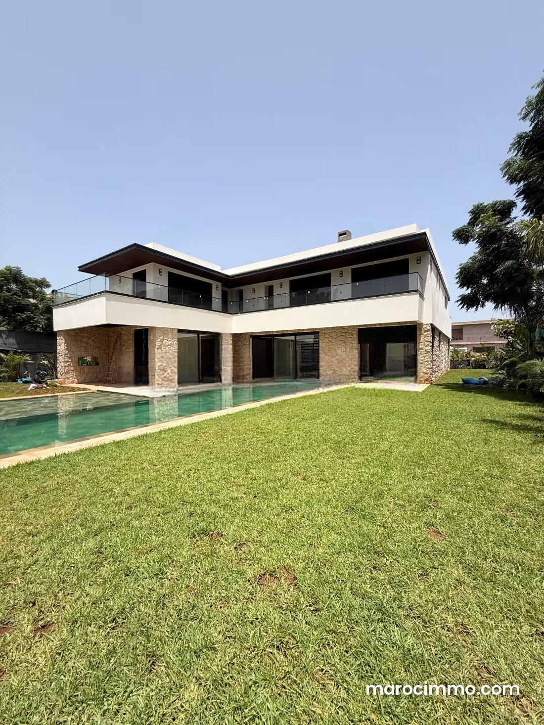 Villa 900 m² avec piscine et jardin, Souissi, Rabat — Rabat
