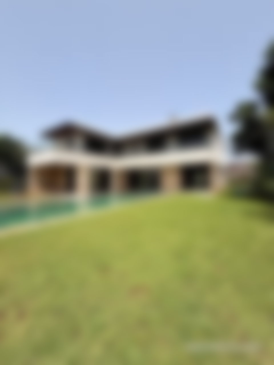 Villa 900 m² avec piscine et jardin, Souissi, Rabat