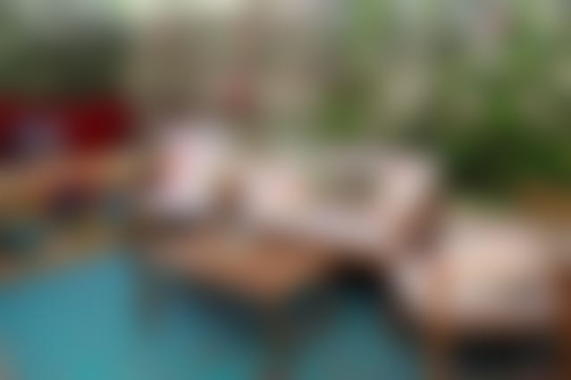 Appartement meublé 135 m², Souissi, Rabat : jardin et piscine — Rabat