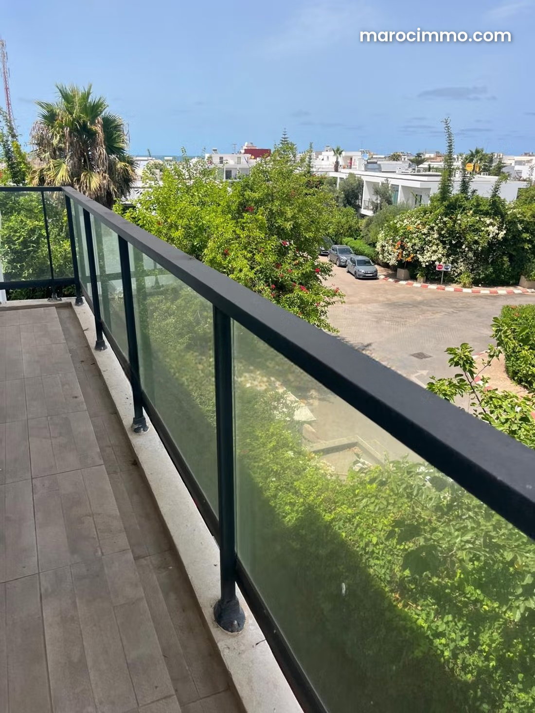 Appartement 210 m², trois chambres avec terrasse, Dar Bouazza — Dar Bouazza