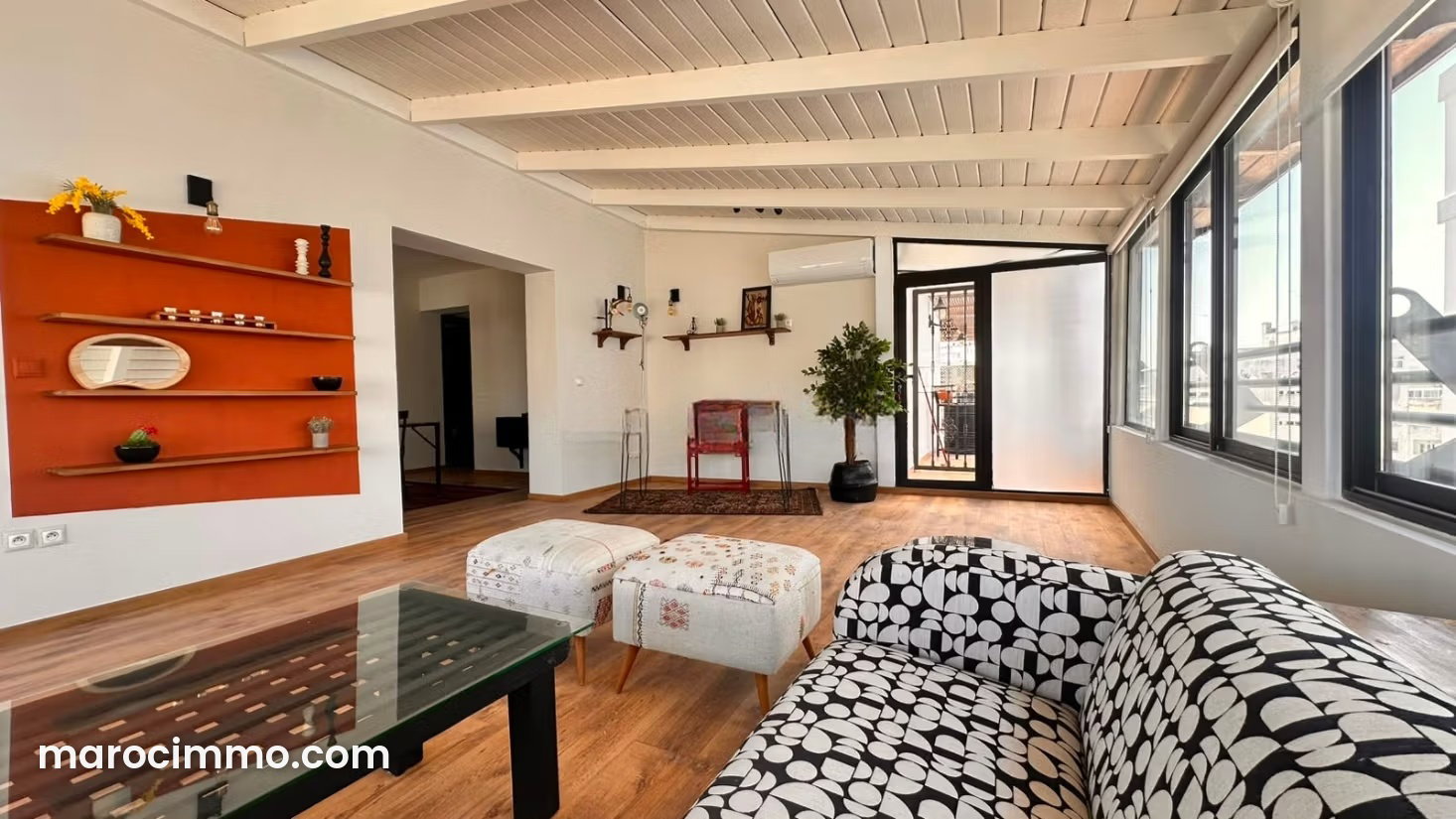 Furnished 200 m² Apartment with Terrace, Tangier City Centre — Tangier