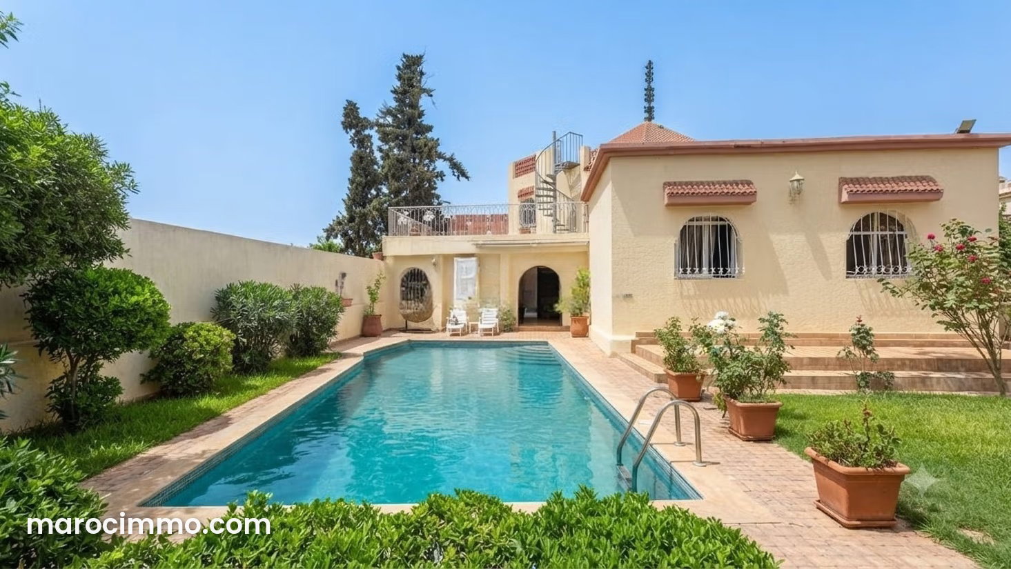Villa 250 m² avec piscine et jardin, Ben Serguaou, Agadir — Agadir