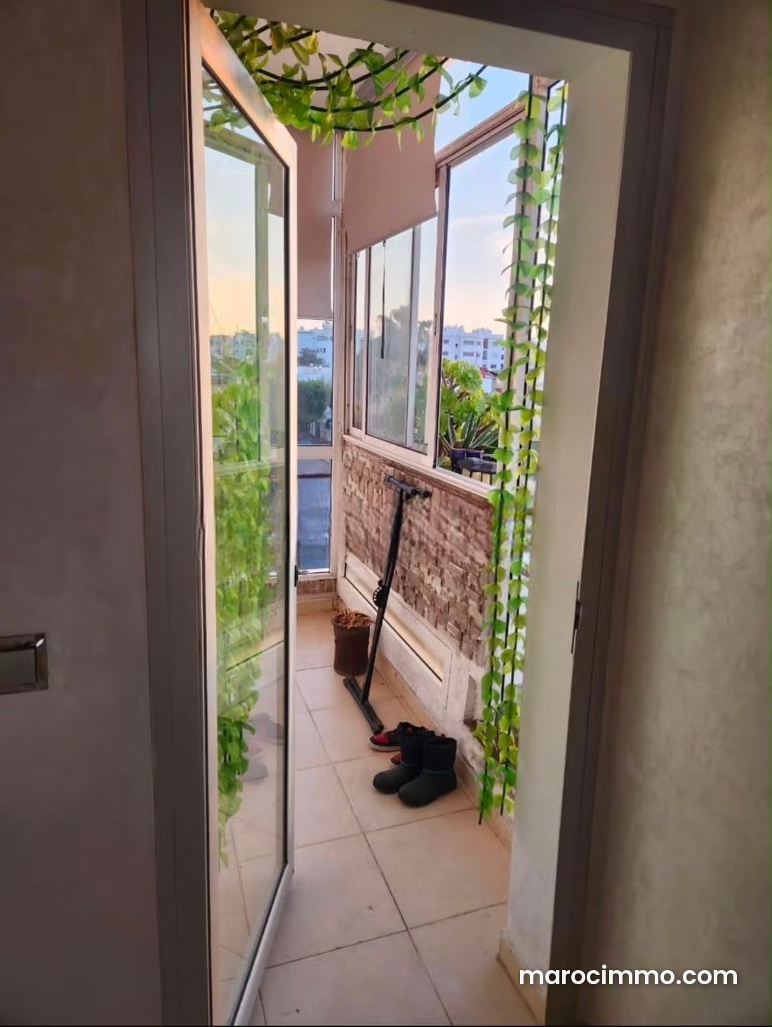 Appartement 3 pièces avec terrasse à louer, Riyad, Rabat — Rabat