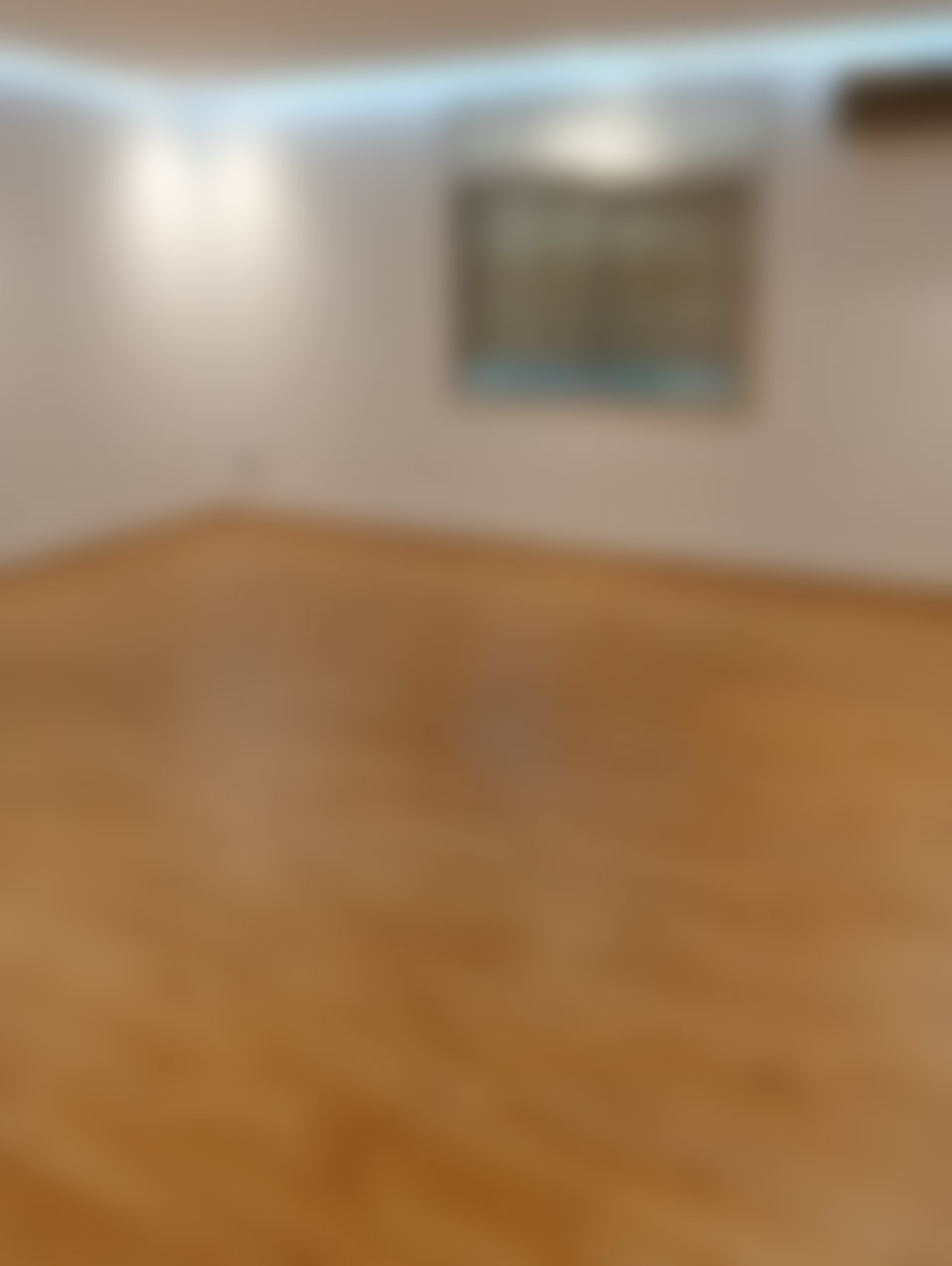 شقة عائلية مشرقة بشرفة للكراء في حي الرياض الرباط