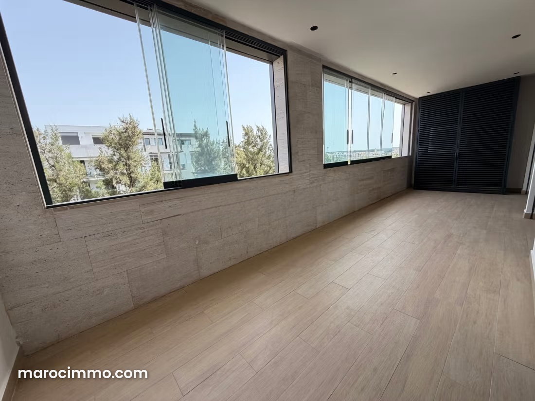 Appartement 175 m² à louer, Souissi, Rabat, 3 chambres — Rabat