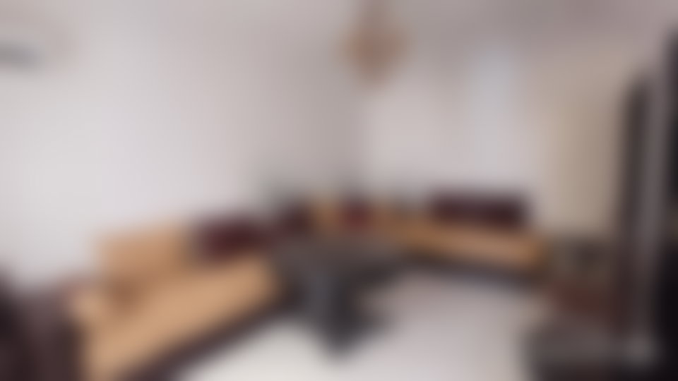 شقة مشرقة مع مسبح للبيع بحي بوسيجور الدار البيضاء