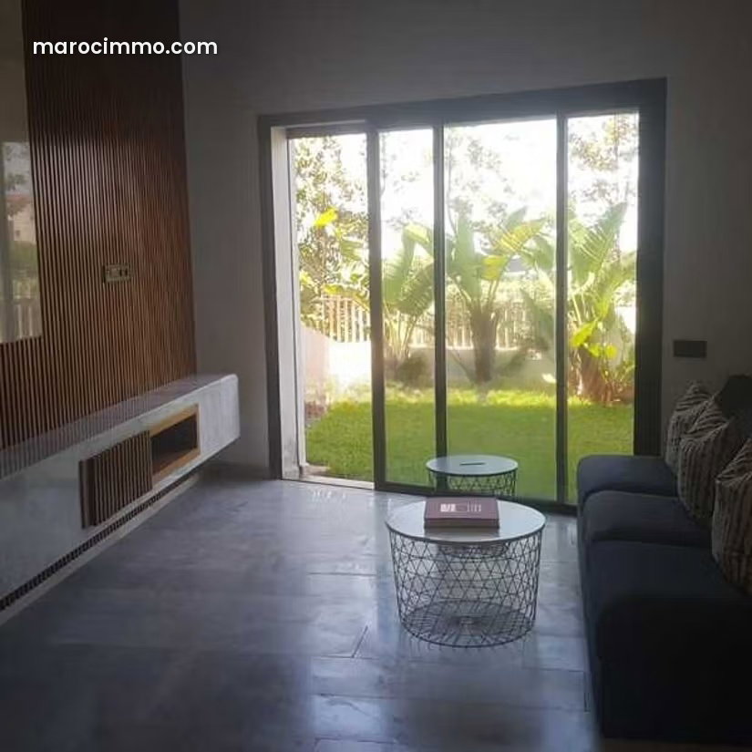 Duplex 209 m² avec jardin et terrasse à Dar Bouazza — Dar Bouazza