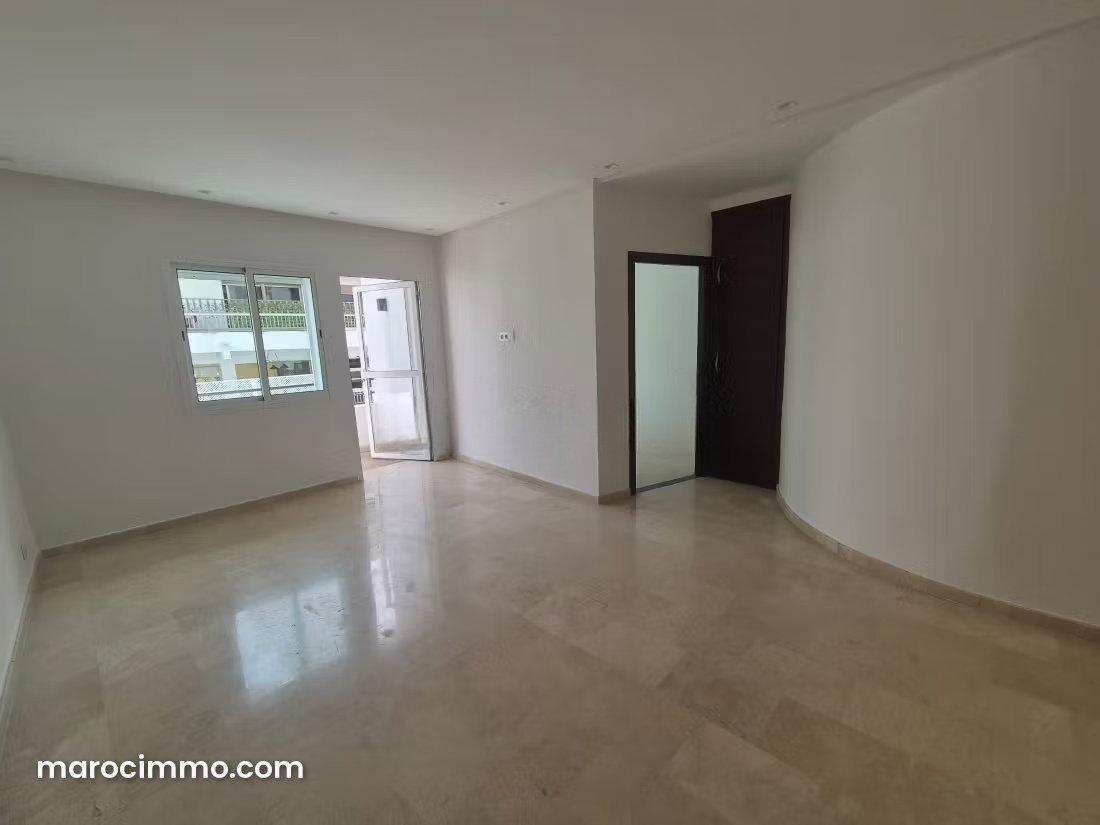 Appartement lumineux avec terrasse à Gauthier, Casablanca — Casablanca