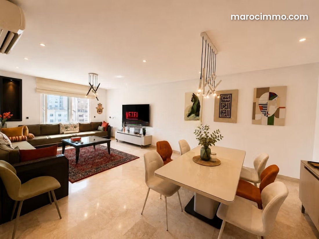 Spacious 142 m² Furnished Apartment, 3 Bedrooms, Tangier City Centre — Tangier