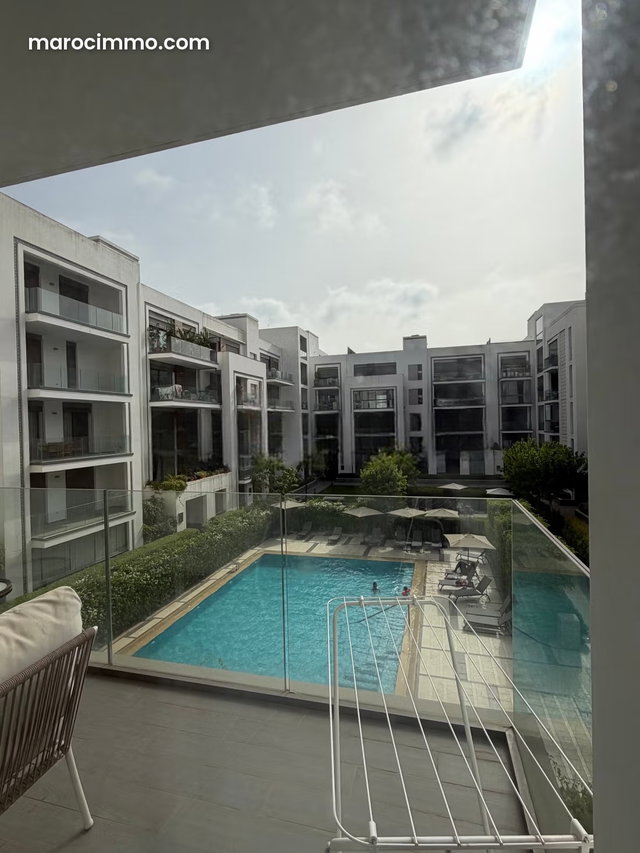 Appartement 2 pièces avec piscine, Souissi, Rabat — 4