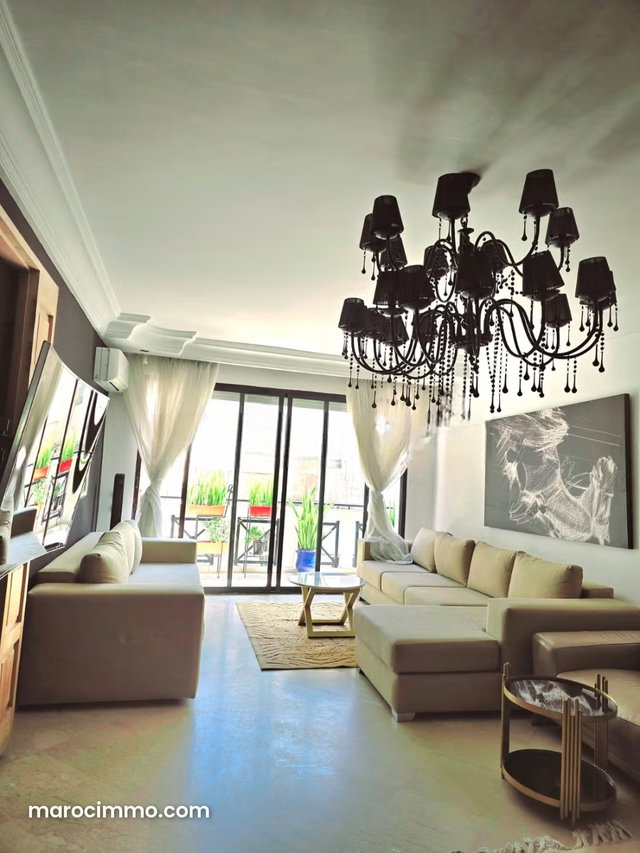 Appartement spacieux avec terrasse à Racine Casablanca — 2