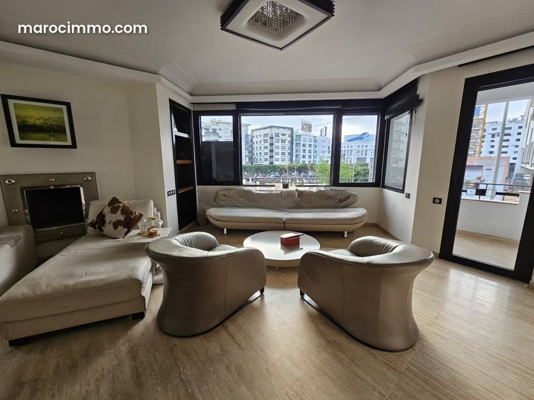 Appartement meublé avec terrasse à louer à Racine Casablanca — Casablanca