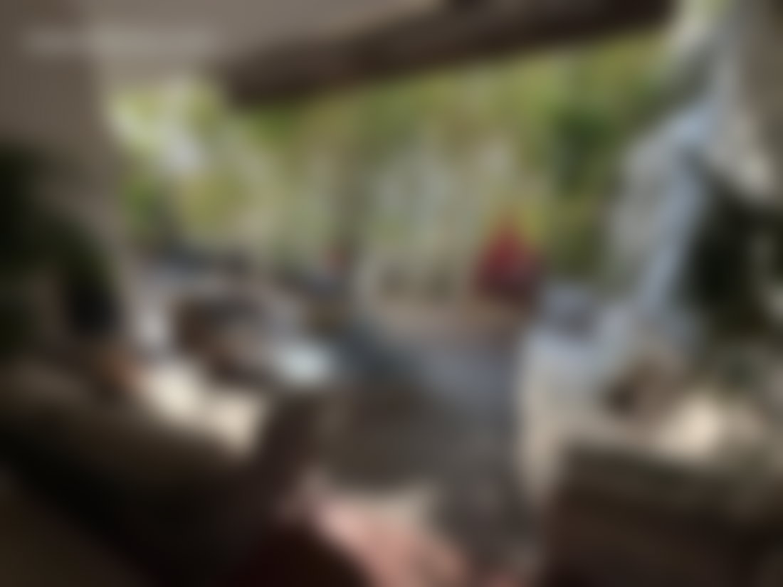 فيلا فاخرة للبيع بعين الذياب في الدار البيضاء