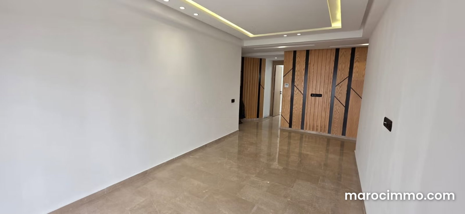 Appartement haut standing avec terrasse à louer au Riyad, Rabat — Rabat