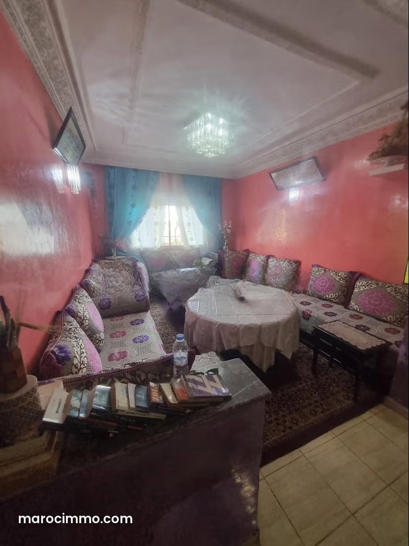 Appartement 4 pièces à Hay Hassani Casablanca à vendre — Casablanca