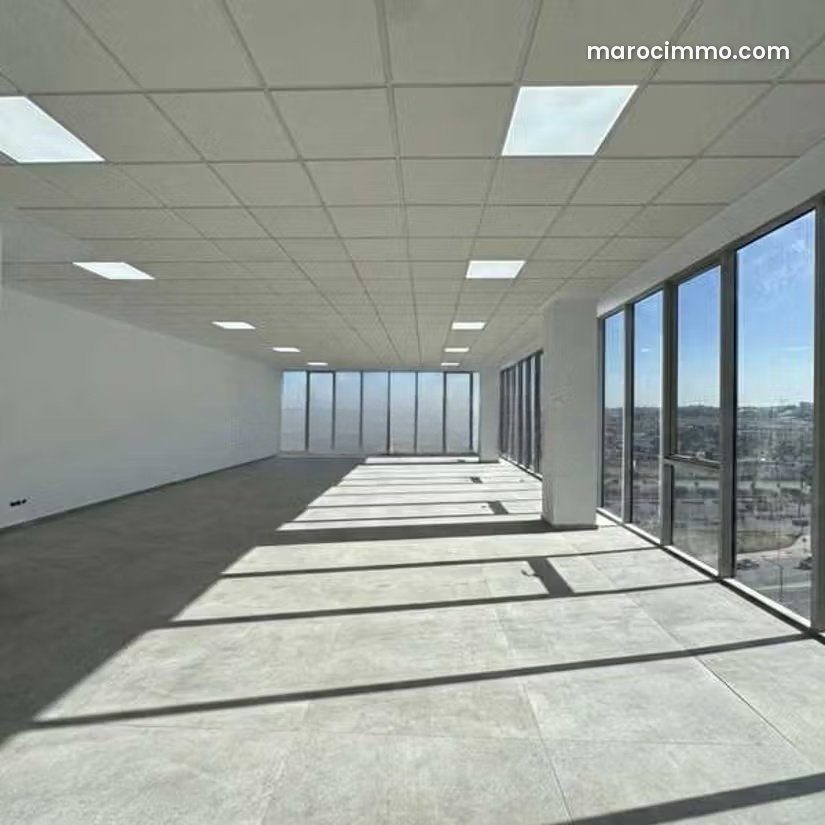 Bureau 163 m² au 5e étage à Sidi Maarouf Casablanca — Casablanca