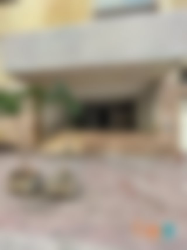 1,400 m² Commercial Property for Rent in Central Tangier — 2