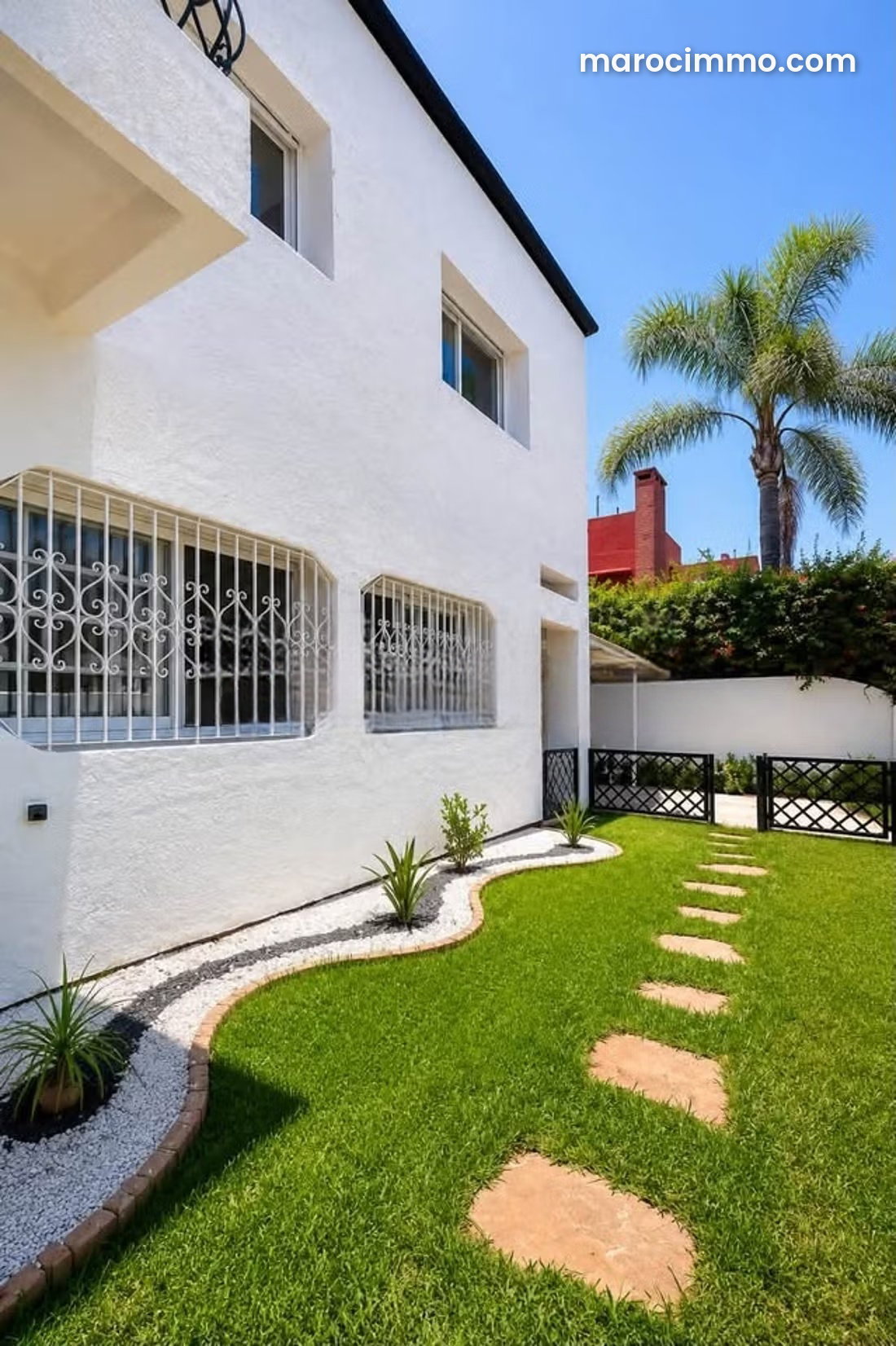 Villa à louer au C.I.L, Casablanca, jardin et garage — Casablanca
