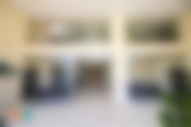 محل تجاري بواجهة بارزة للكراء وسط طنجة — 2