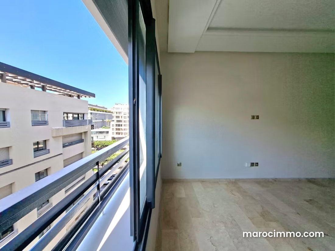 Appartement lumineux à louer à Racine Casablanca — Casablanca
