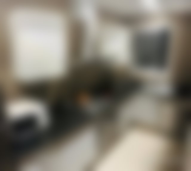 شقة مفروشة بترّاس مشمس للإيجار بهوت أكدال الرباط — 2