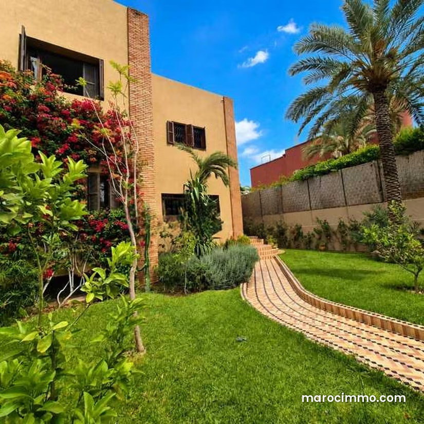 Villa meublée 450 m², 5 chambres avec jardin, Semlalia Marrakech — Marrakech