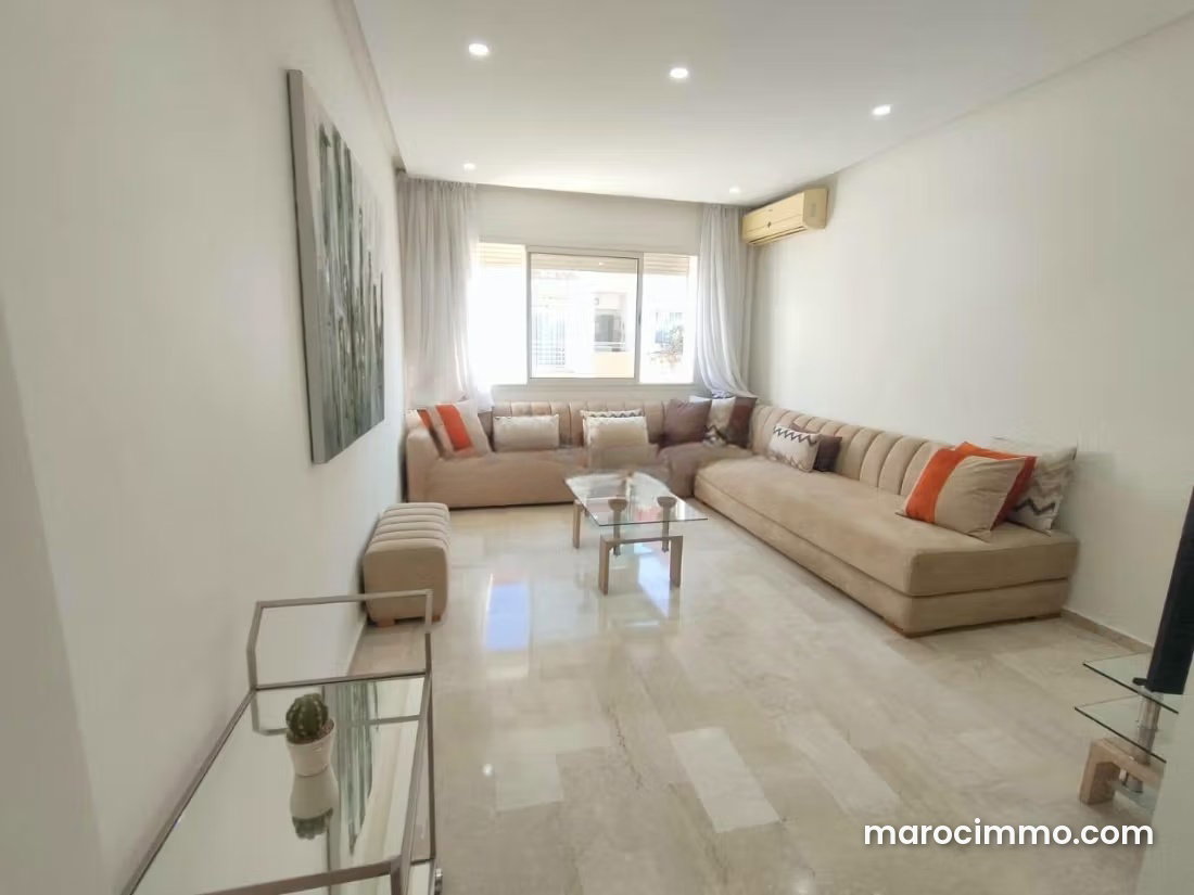 Appartement meublé avec terrasse à Beauséjour Casablanca — Casablanca