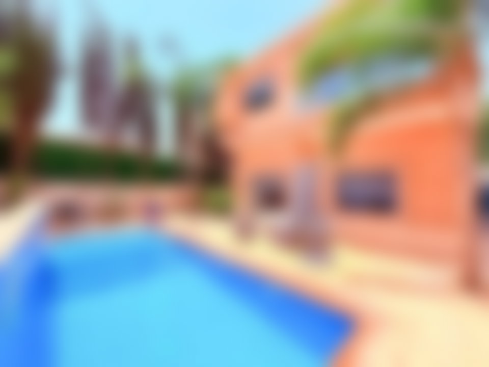 Villa à louer à Hay Targa, Marrakech : piscine et grand jardin